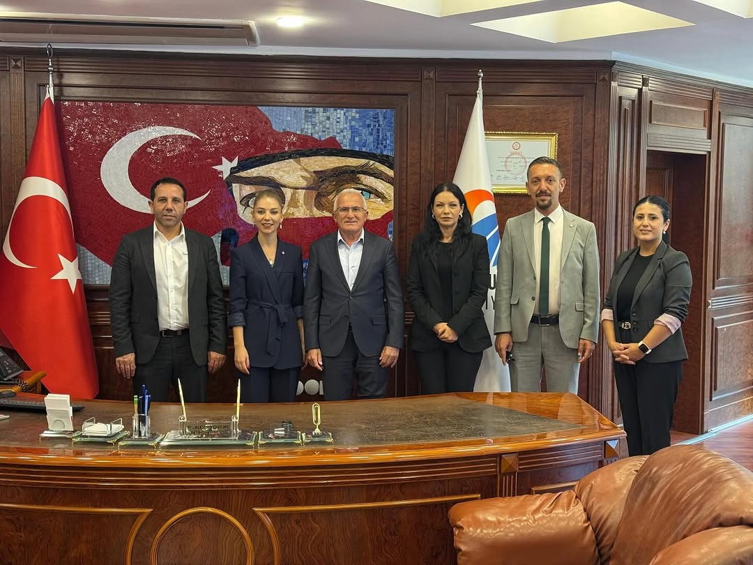 Kumluca Bahçeşehir Koleji Yöneticileri Belediyeyi Ziyaret Etti