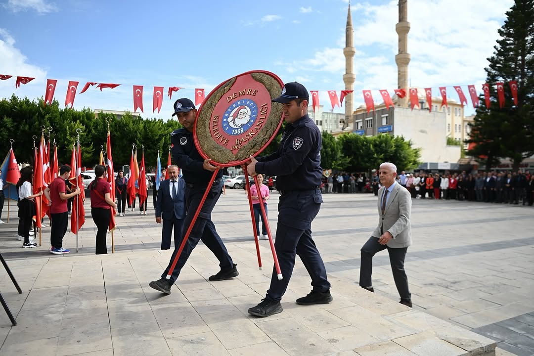 Demre'de Cumhuriyet'in 102. Yılı Coşkuyla Kutlandı