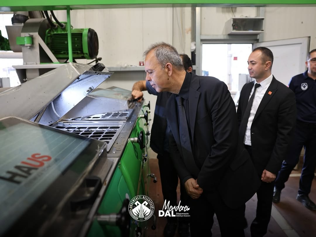Döşemealtı Belediye Başkanı Menderes Dal, Zeytinyağı Fabrikalarında Üreticilerle Buluştu