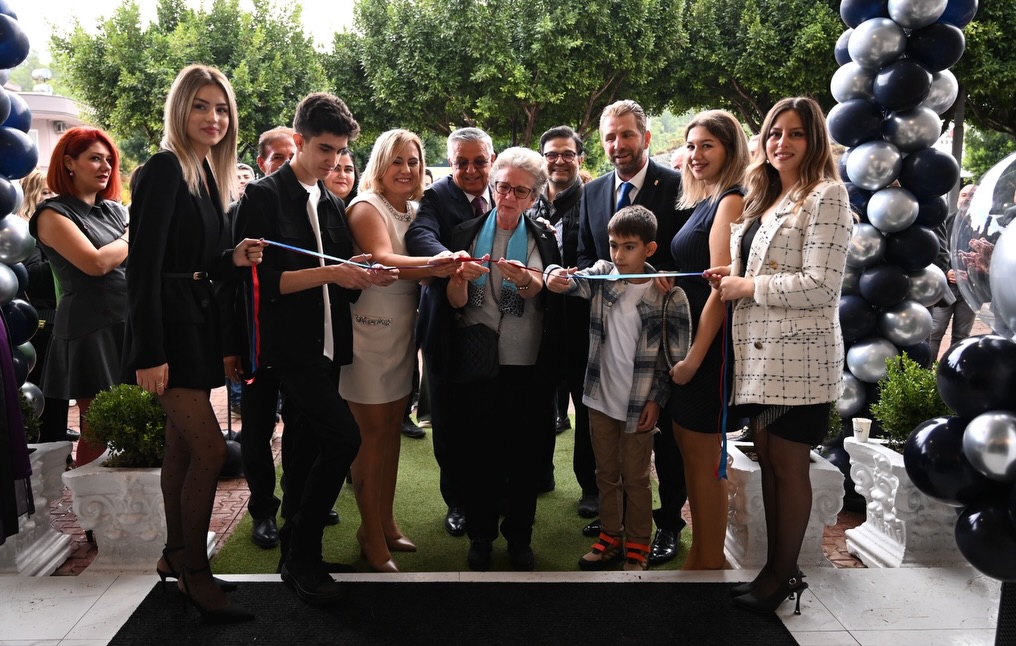 Kemer'de Yeni Ağız ve Diş Sağlığı Polikliniği Hizmete Açıldı