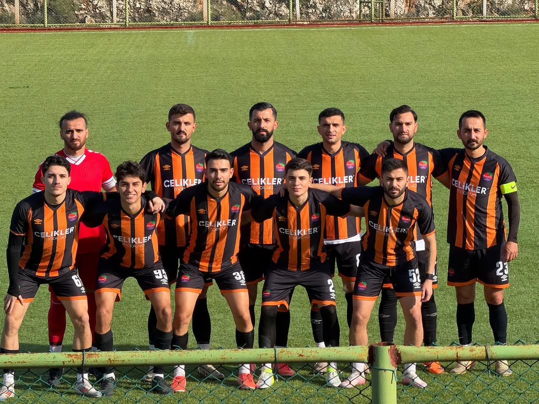 Finike Belediyespor, Kaş Spor'u 2-1 Mağlup Etti