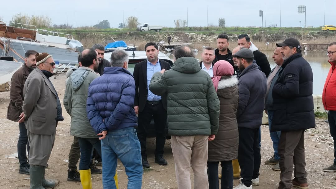 Aksu Belediyesi, Hortumdan Etkilenen Balıkçı Barınağında İnceleme Yaptı