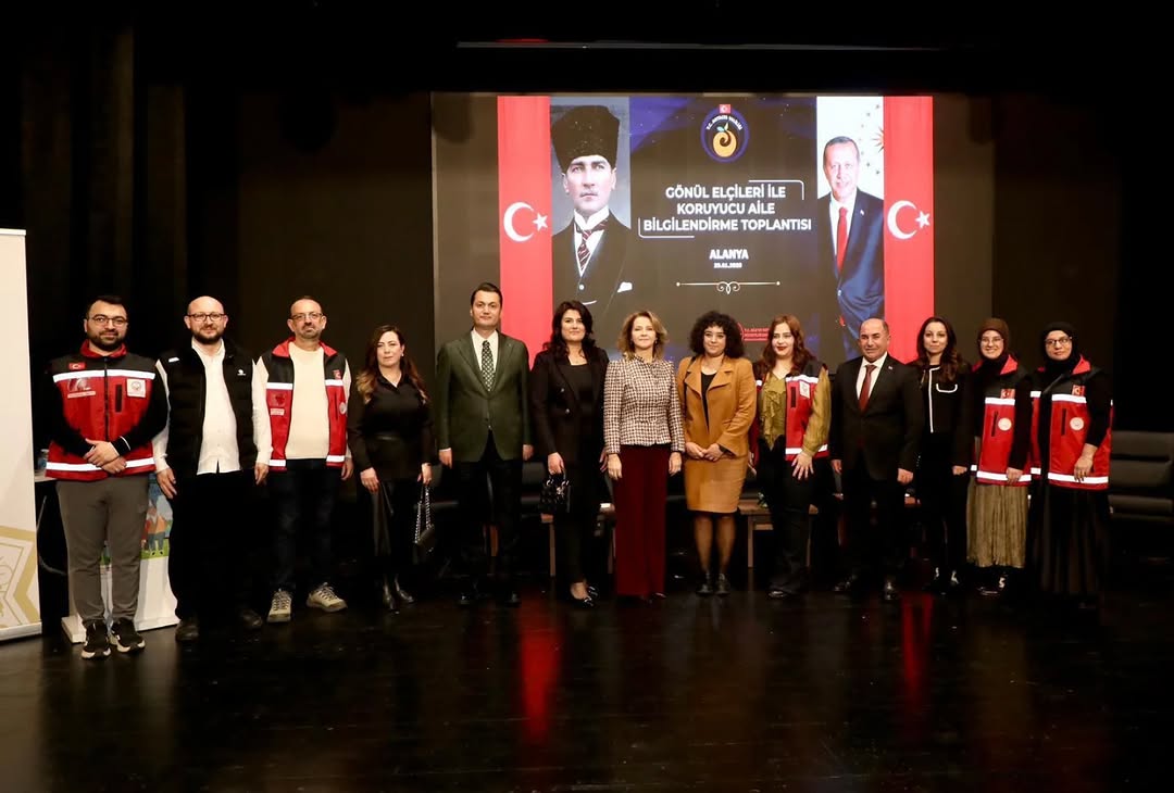 Alanya'da Koruyucu Aile Olma Farkındalığı Artırılıyor