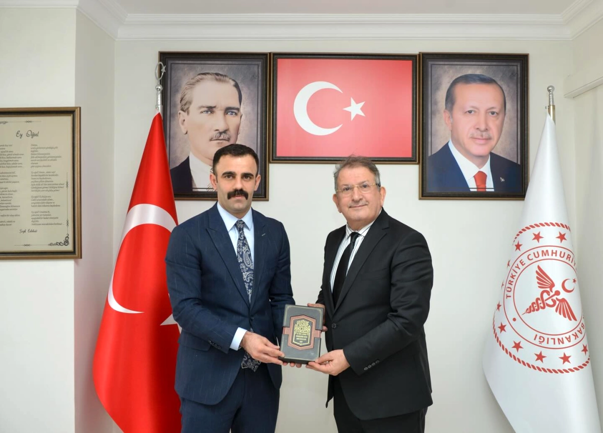 Antalya İl Sağlık Müdürlüğü'ne Ülkü Ocakları'ndan Protokol Ziyareti