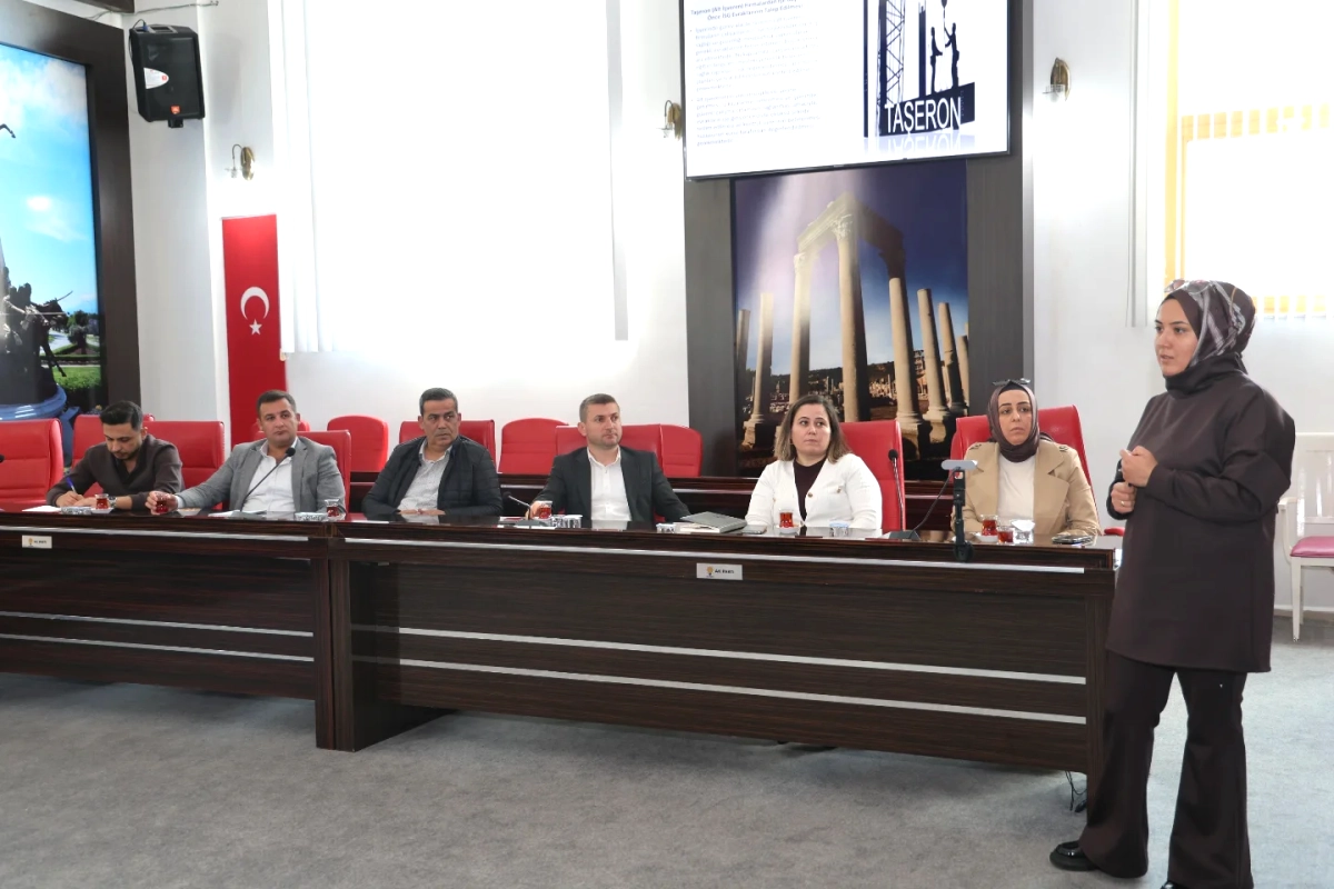 Aksu Belediyesi'nde Çalışanların Güvenliği İçin Kritik Toplantı: Perde Arkasında Neler Konuşuldu?