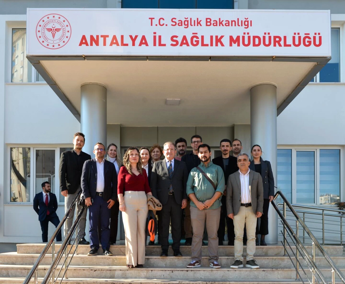 Antalya Sağlık Müdürlüğü Avukatlarıyla Toplantı Gerçekleştirdi