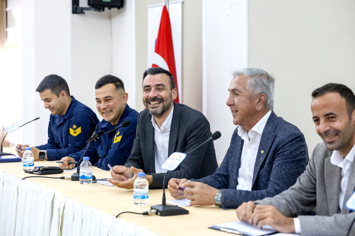 Manavgat'ta Turizmciler Sahil Güvenlik ile 2026 Sezonu İçin Buluştu
