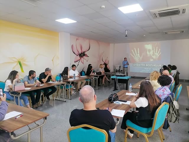 Antalya'da Aile Hekimlerine Otizm Eğitimi Verildi