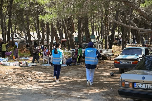 Demre Belediyesi, Hıdırellez'de Çevre Bilincini Destekledi
