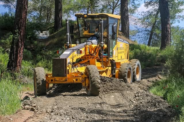 Kaş'ta Yeni Stabilize Yol: Karadağ Mahallesi'ne Konfor ve Güvenlik
