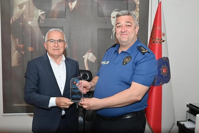 Kumluca'da Tarım Festivalinin Güvenliğini Sağlayan Emniyet Personeline Teşekkür