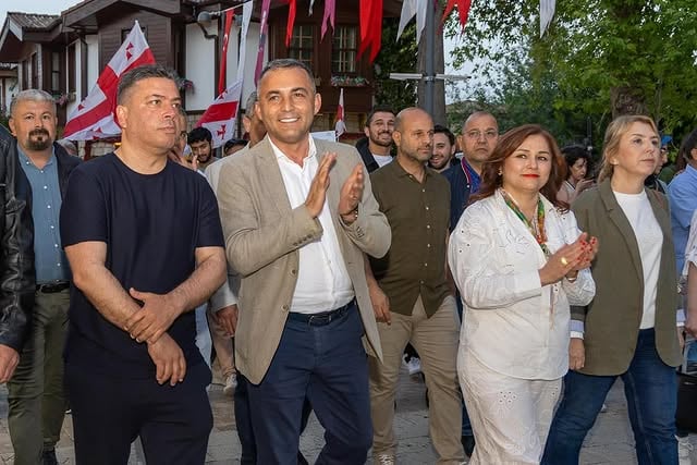 Manavgat'ta Uluslararası Dans ve Müzik Festivali Başladı