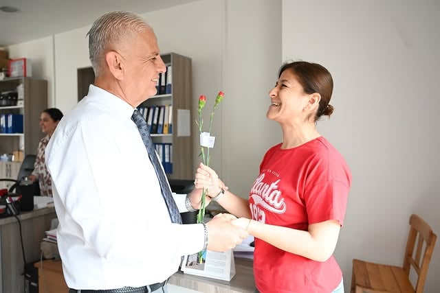 Demre Belediyesi, Anneler Günü'nü Coşkuyla Kutladı