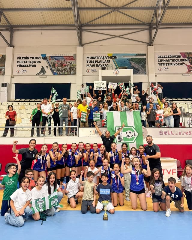 Manavgat Belediyespor, Midi Kızlarda Antalya Şampiyonu Oldu