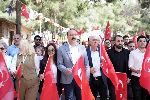 Konyaaltı Belediyesi, 19 Mayıs Coşkusunu HayatPark'ta Gençlikle Paylaşıyor