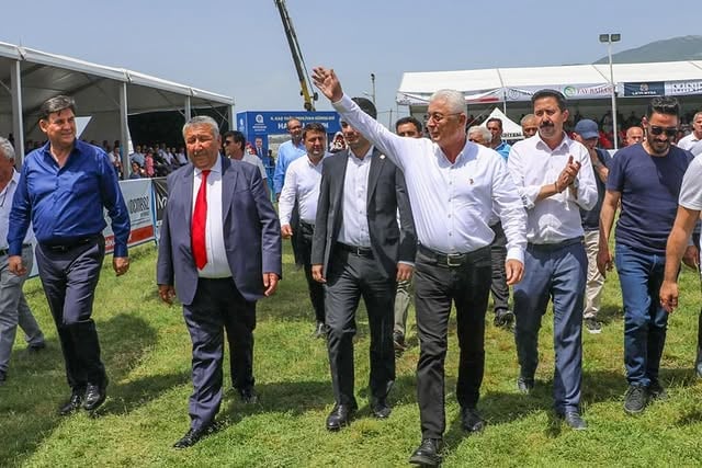 Antalya Kaş'ta Geleneksel Yağlı Güreş Heyecanı Başladı