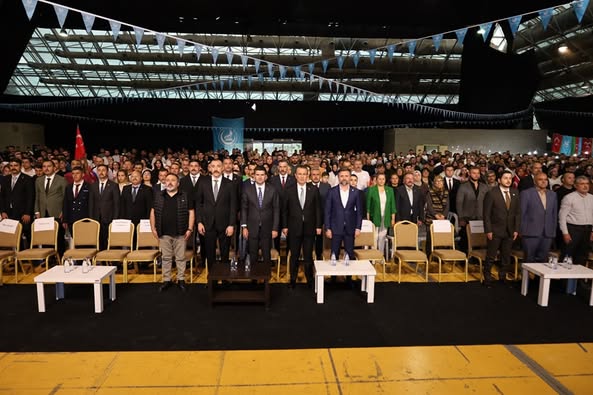 Antalya'da Türk Gençlik Şöleni Coşkuyla Kutlandı