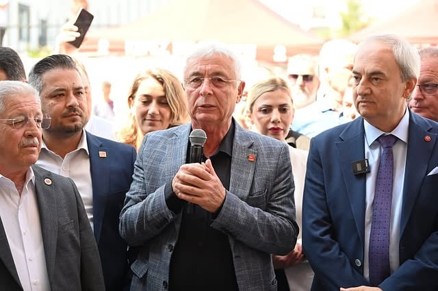 Antalya Kepez'de Kapalı Pazar Yüzü Güldürdü