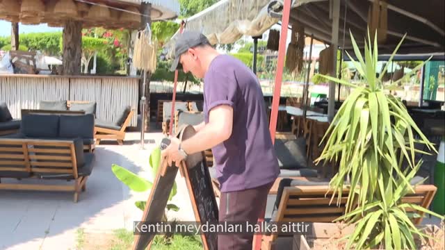 Konyaaltı Belediyesi Kaldırımları İşgale Karşı Operasyon Başlattı