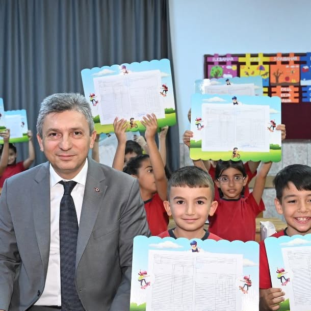 Antalya'da 2024-2025 Eğitim Öğretim Yılı Karne Töreni Düzenlendi