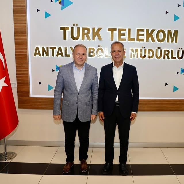 Döşemealtı Belediyesi Heyeti Türk Telekom Antalya Bölge Müdürü’nü Ziyaret Etti