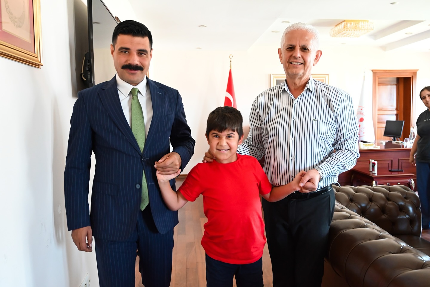 Demre'de Kerem'e Destek Kampanyası Başlatıldı