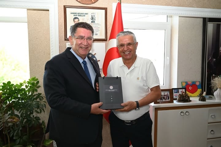 AESOB Başkanı Dere, Kemer Belediye Başkanı Topaloğlu'nu Ziyaret Etti