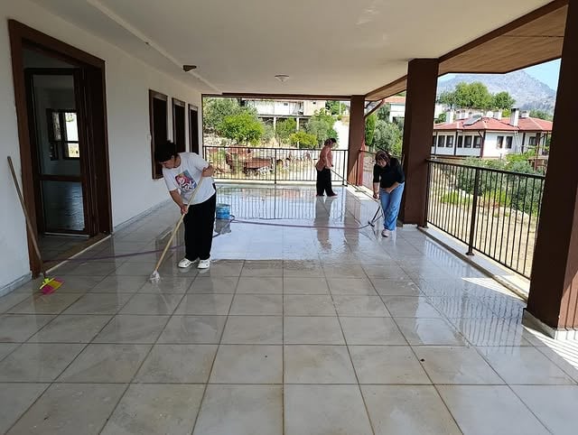 Antalya Akseki'de Mevlid Evi Temizliği Tamamlandı