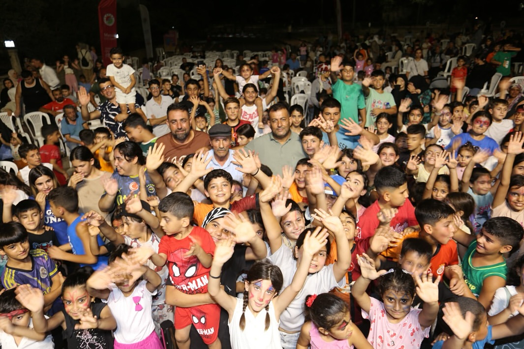 Antalya Kepez Belediyesi Sahne Kepez ile Yaz Konserlerine Ev Sahipliği Yaptı