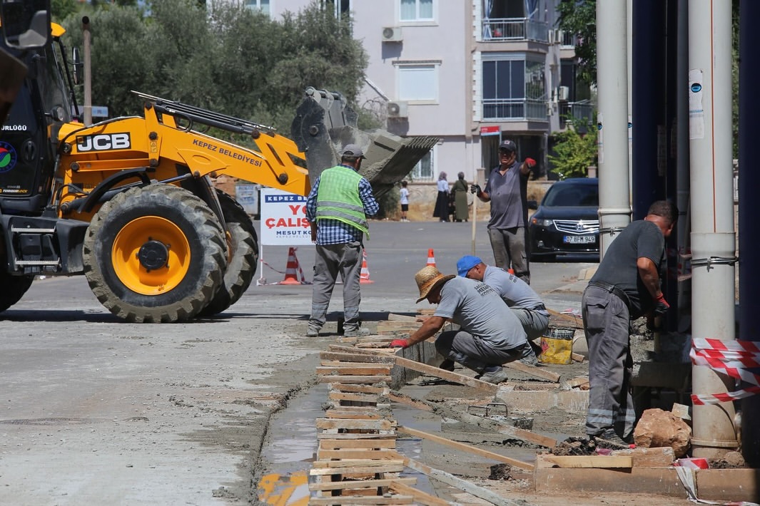 Antalya Kepez'de Pazar Yeri Hijyeni İçin Özel Çalışma