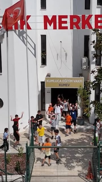 Kumluca'da Yaz Eğlencesi: Çocuklar KUMGENÇ'te Hem Öğreniyor Hem Gelişiyor
