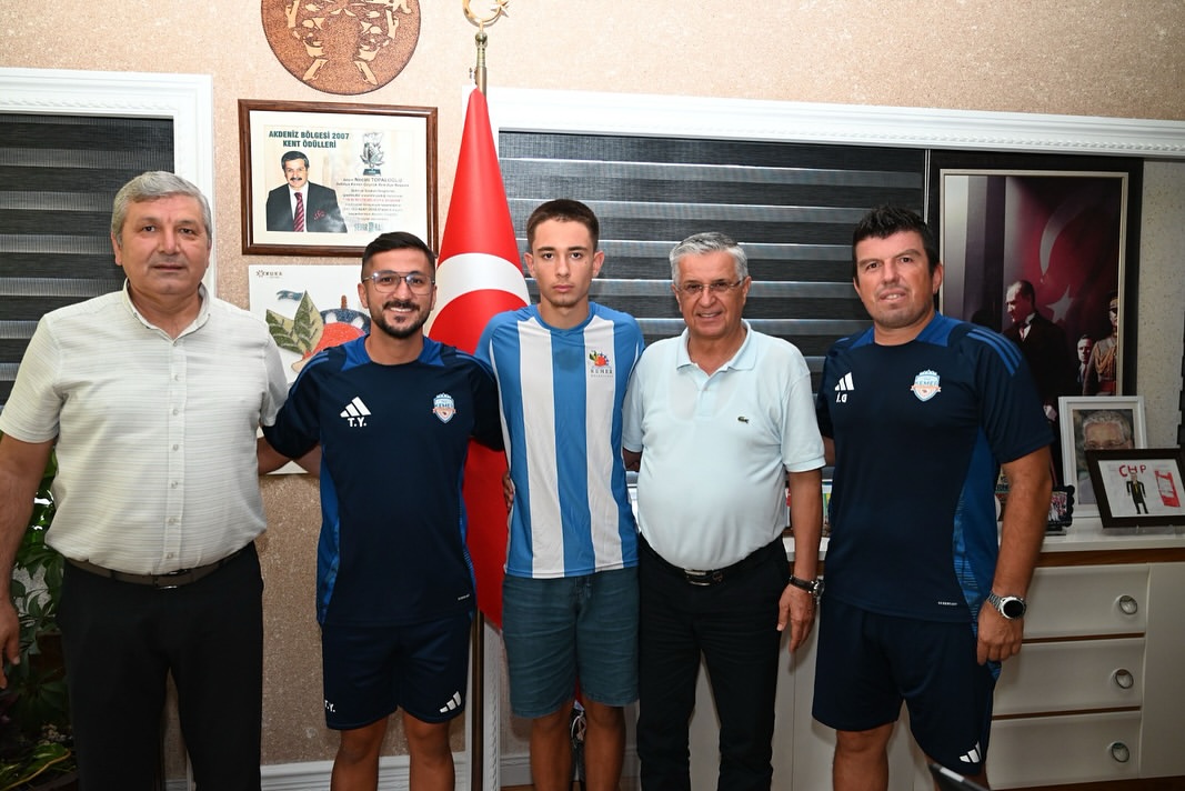 Kemer Belediye Spor'un Gol Kralı Furkan, Trabzonspor'un Kapılarını Soldu!