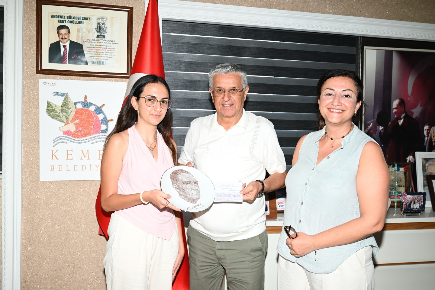 Kemer Belediyesi'nin Desteklediği Kurs Öğrencisi Üniversite Sınavında Derece Elde Etti