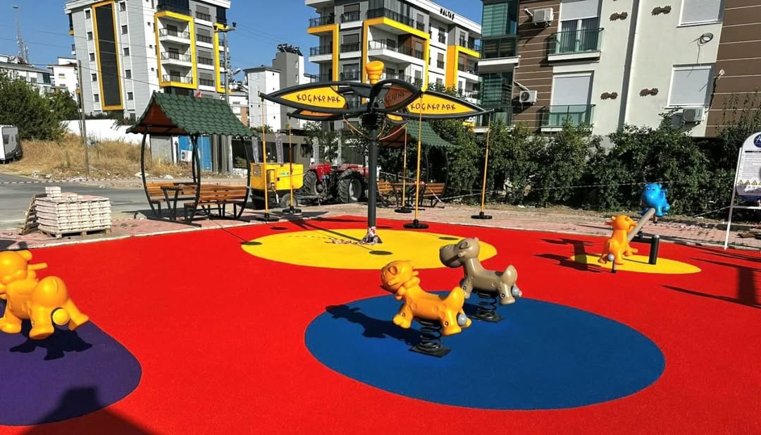 Antalya Aksu'da Yeni Parklar ve Yeşil Alan Çalışmaları Devam Ediyor