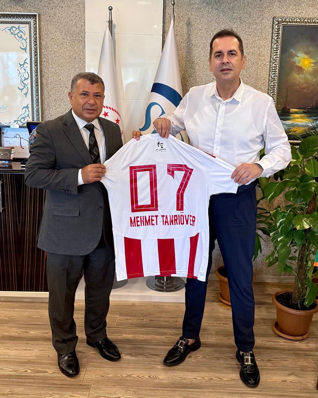 Antalyaspor, Sosyal Güvenlik Kurumu Antalya İl Müdürü'nü Ziyaret Etti