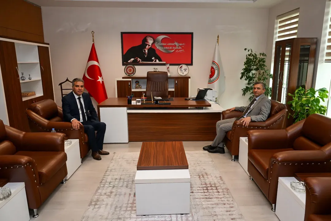 Antalya Valisi Şahin, Yeni Adliye Başkanı Terlemez'i Ziyaret Etti