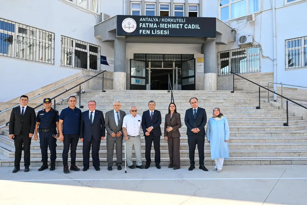 Antalya'da Fatma Mehmet Cadıl Fen Lisesi'nde İncelemeler: Yeni Eğitim-Öğretim Yılı Hazırlıkları Tamamlanıyor