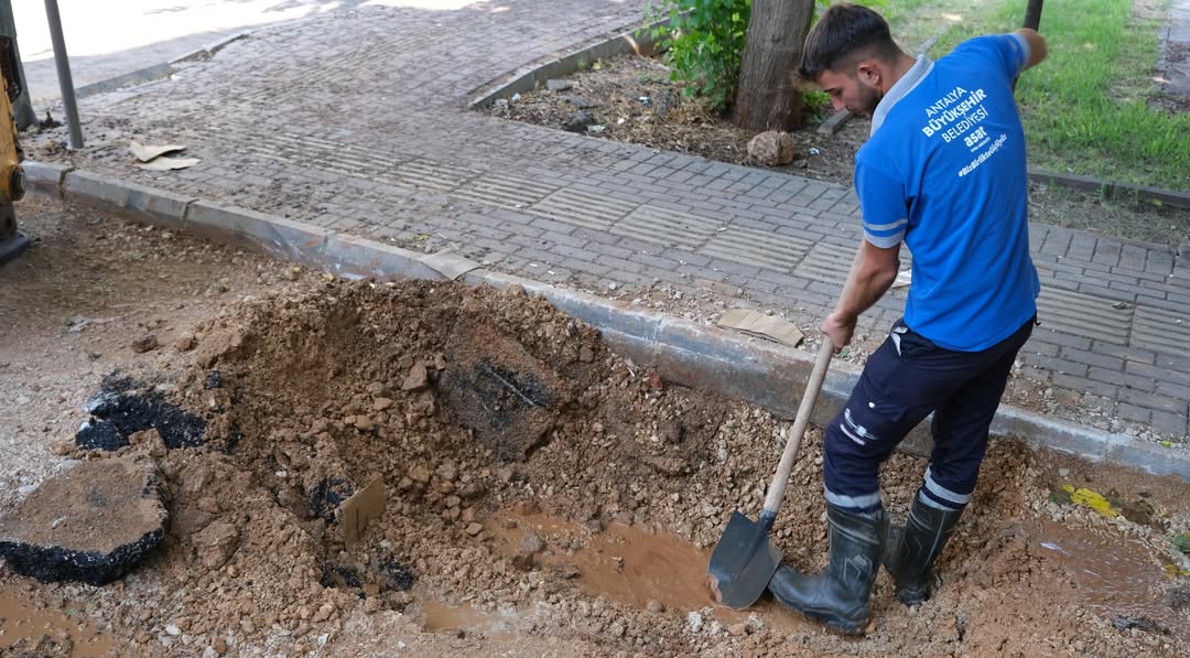 ASAT, Yaz Aylarında İçme Suyu Arızalarına Anında Müdahale Ediyor