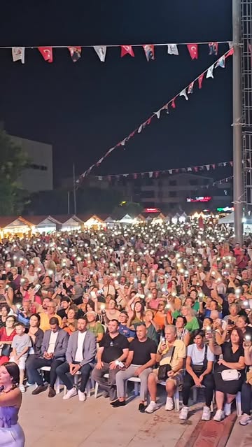 Antalya'da 9 Yöreler Renkler Festivali Coşkuyla Başladı