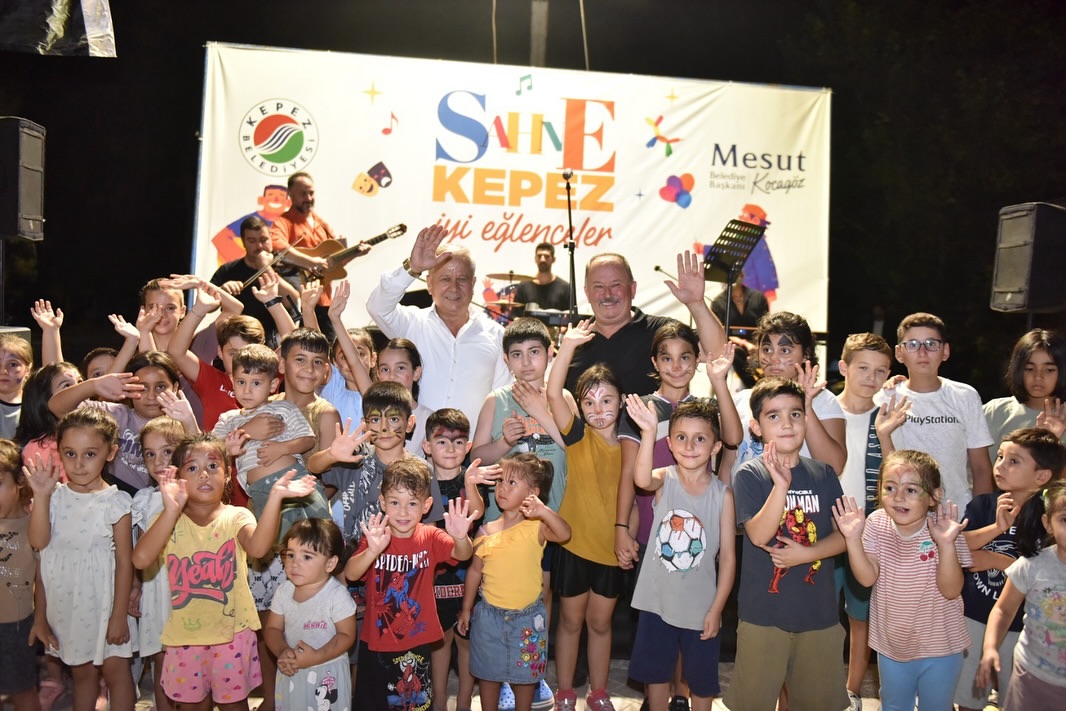 Antalya Kepez'de Sahne Kepez Etkinliğiyle Mahalleler Coştu